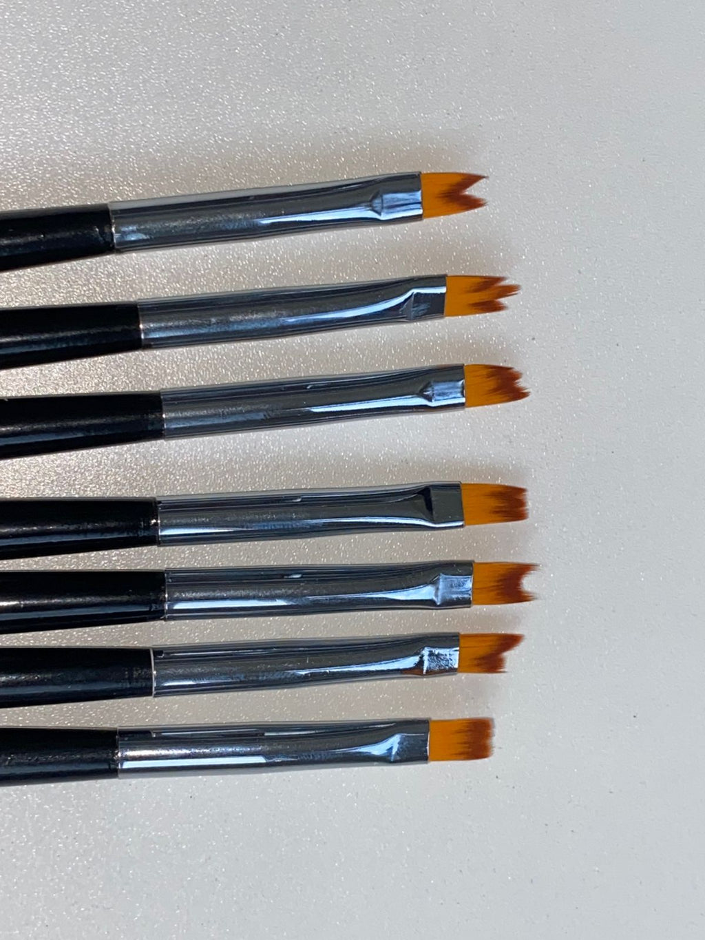 Set mit Pinseln für Nageldesign 7st.