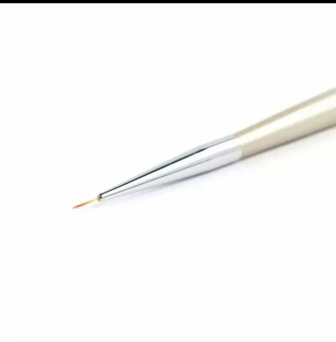 Pinsel für feine Linien #0