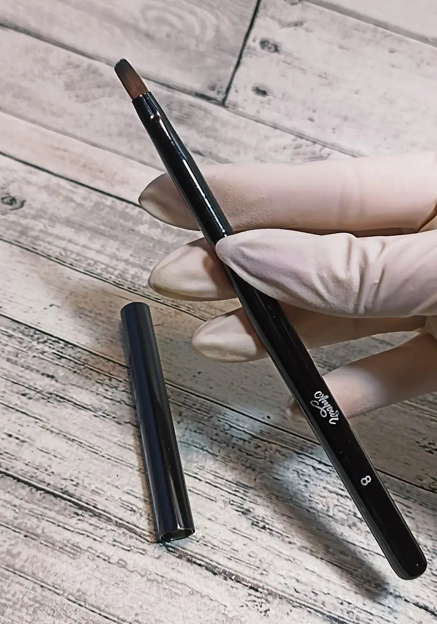 Pinsel mit Kappe von TM "Amour" #8