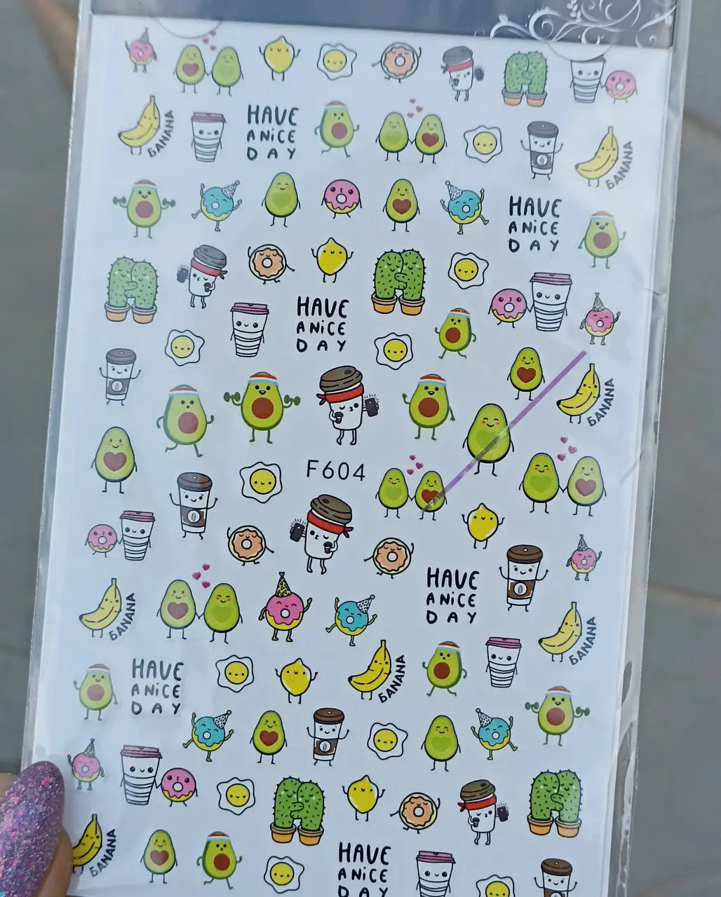 Nagelsticker für Nageldesign mit selbstklebender Rückseite