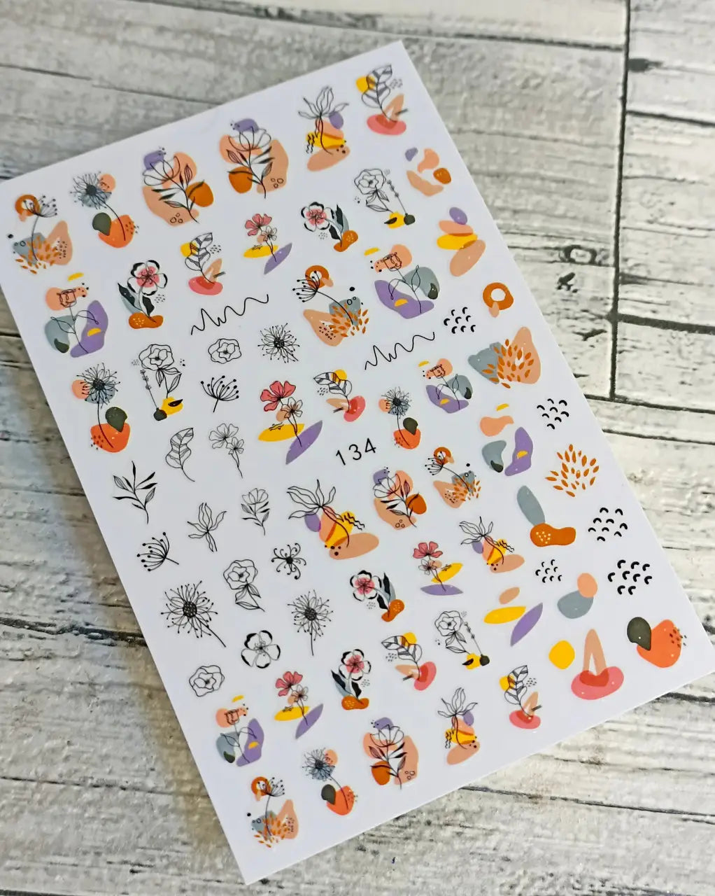 Nagelsticker für Nageldesign mit selbstklebender Rückseite