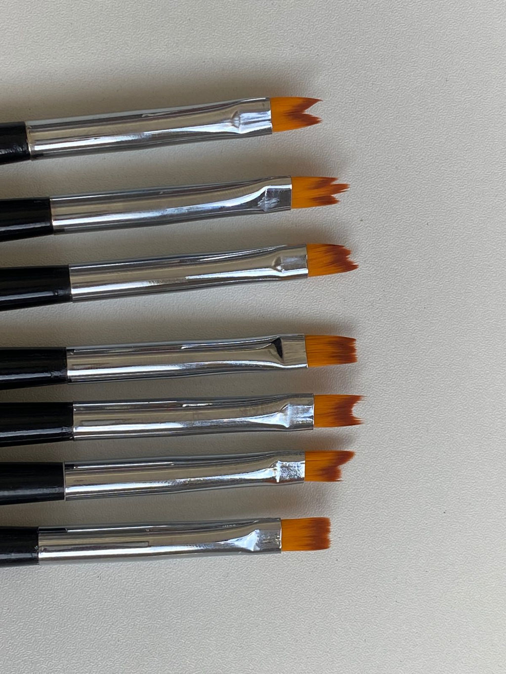 Set mit Pinseln für Nageldesign 7st.